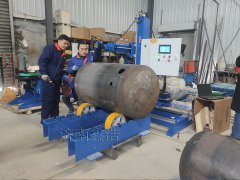 上海滾輪架罐子環縫直縫自動焊