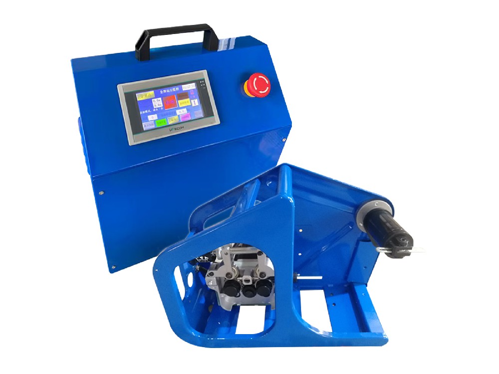 【濟南鑫浩焊接】如何選擇適合的步進送絲機？