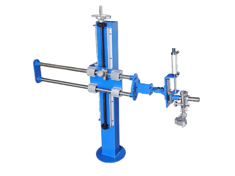 【濟南鑫浩焊接】簡析手動焊接操作機需滿足的技術條件